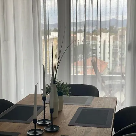 Apartment New Modern Near Old Town - Private Parking *