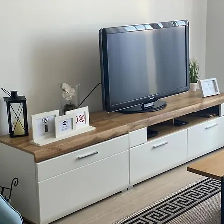 Apartment New Modern Near Old Town - Private Parking *